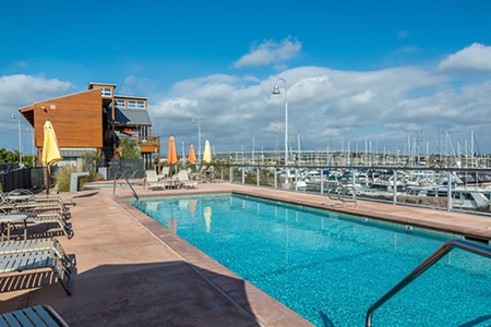 View Pool & Jacuzzi